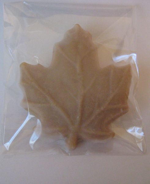 Maple Leaf Candies 20g - Small (36 units)